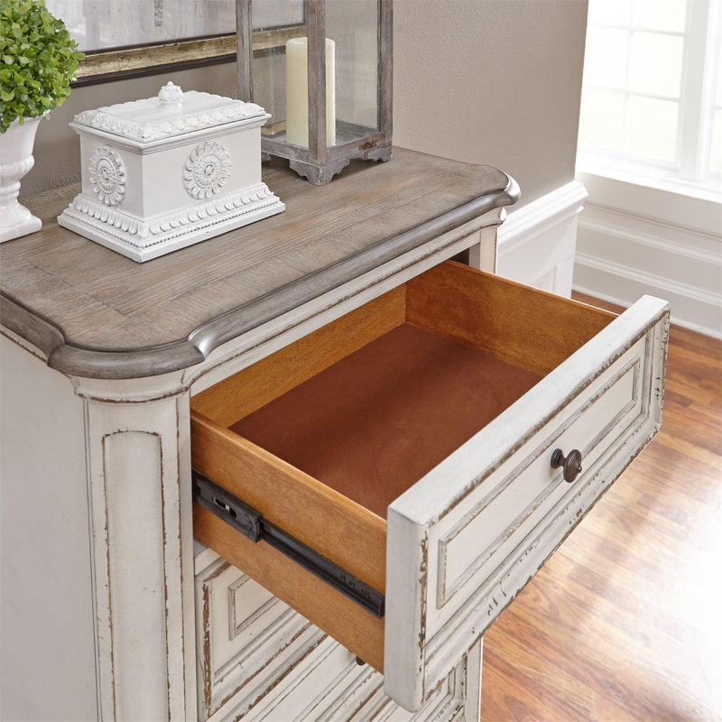  Liberty Furniture Industries Inc. Magnolia Manor 6-Drawer Chest 244-BR43 IMAGE 6
