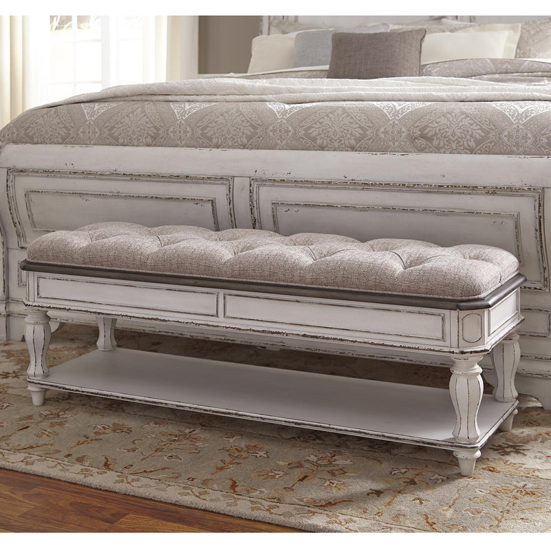  Liberty Furniture Industries Inc. Magnolia Manor Bench 244-BR47 IMAGE 1